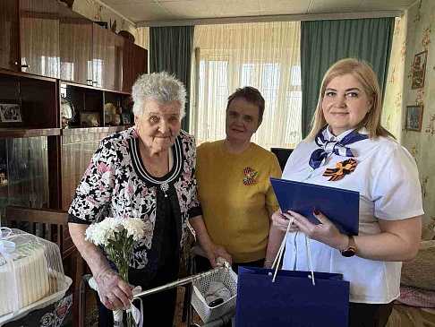 С благодарностью за подвиг: сотрудники «СОГАЗ‑Мед» поздравили ветеранов с Днем Победы, новости, пресс-релизы, статьи, «СОГАЗ-Мед», омс